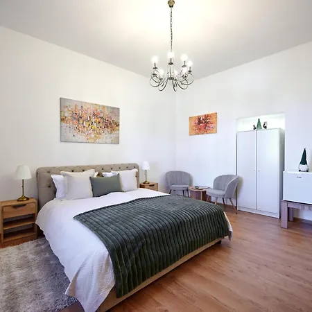 Guest house Cudesni Drvored *